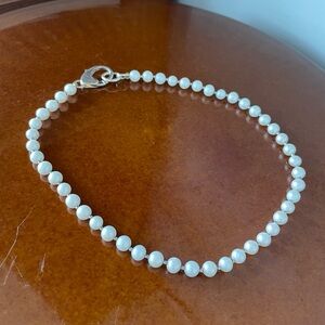 Classic White Pearl Bracelet